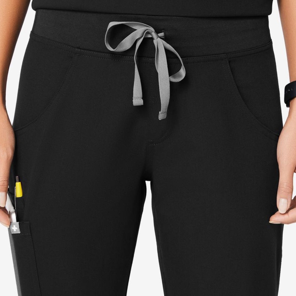 Kade cargo TALL scrub pants